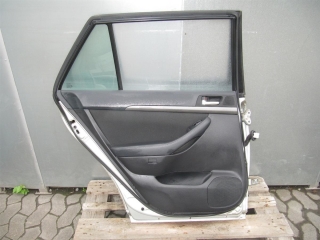 Tür hinten links 1C0 silber-metallic TOYOTA Avensis II Kombi T25 |070-o